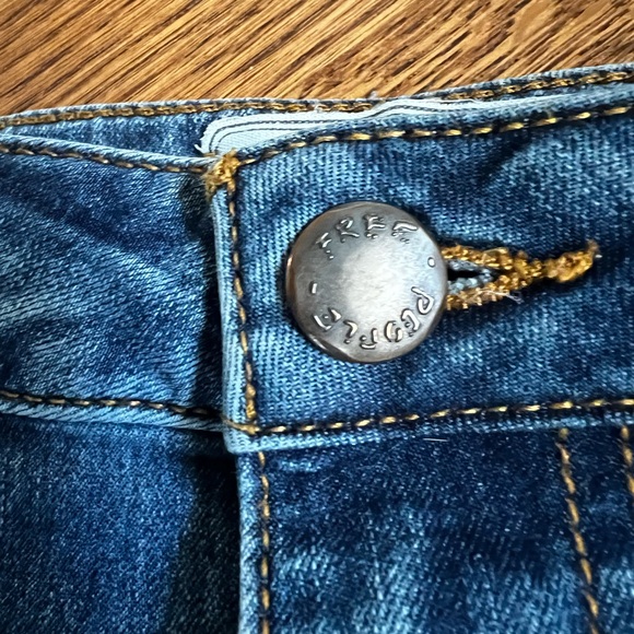 FREE PEOPLE Just Float On Flare Denim Boho Jeans High Rise Festival Coachella 26 - Picture 3 of 7